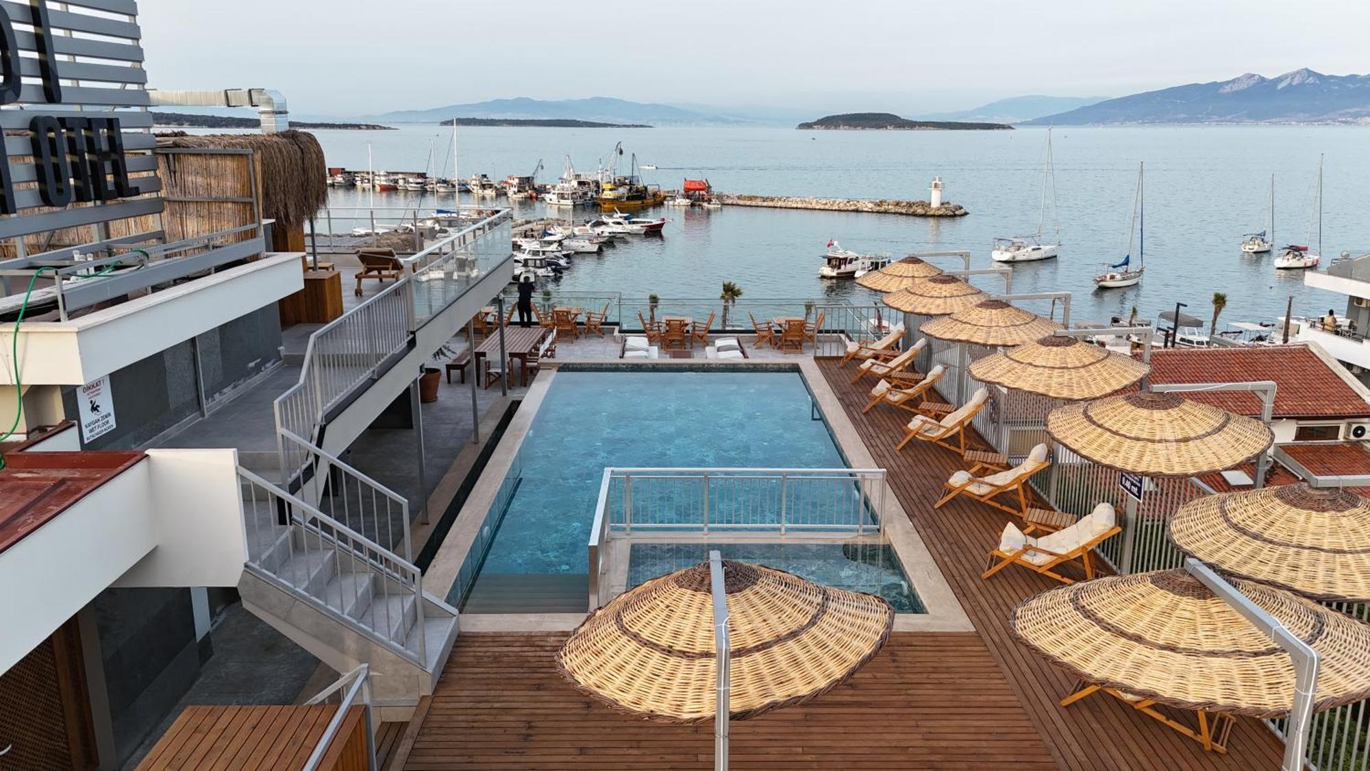 Ma-Si Urla Hotel Exterior photo